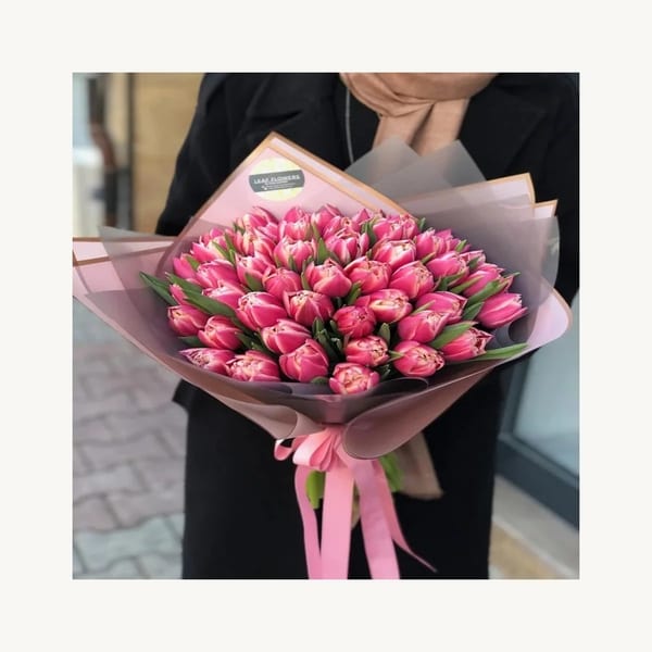 Pembe Lale Buketi